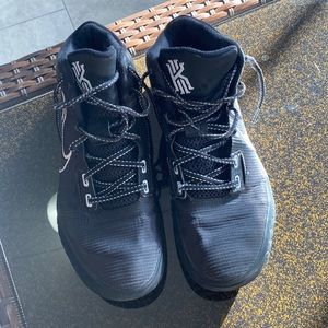 Nike Kyrie FlyTrap 4